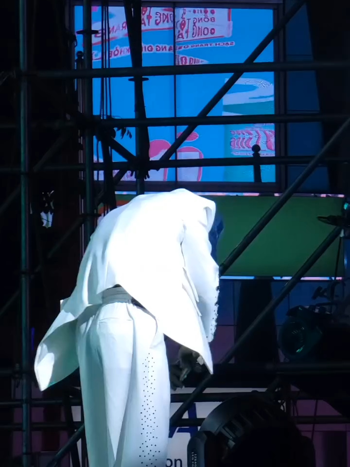 View gì đêyyyyy..... #quanghungmasterd #xh #fyp #xuhuong #xuhuongtiktok