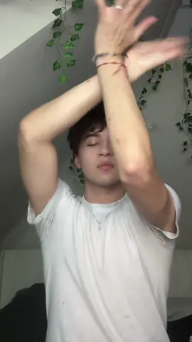 Algo random 🗣️ (hands up Gabriela) #foryou #contenido #bp_kawaiiboy #parati #frasesparaestados 