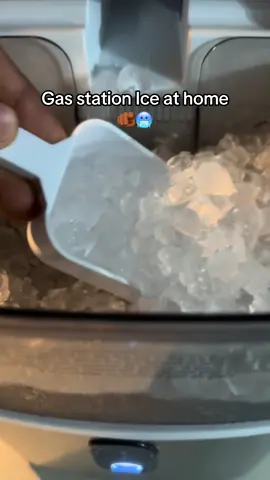 Upgrade your kitchen with this fast and portable Ice Maker—fresh ice whenever you need it! Perfect for parties, camping, home drinks, or daily use, this machine makes ice cubes in just minutes. Compact yet powerful, it fits right on your countertop and produces plenty of ice to keep the good times going. No more last-minute store runs—just fill it, press a button, and enjoy! Cold drinks, anytime, anywhere. 🧊 #HomeEssentials #KitchenGadgets #IceMaker #TikTokMadeMeBuyIt #PartyReady