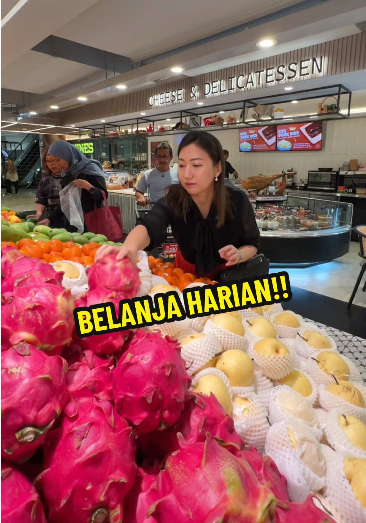BELANJA HARIAN SEKALIAN MAKAN ENAK … TUH STEAKNYA JUARA NANTI BAKAL BALIK LAGI AJAK INCESS #nanakoot #thefoodhallgourmet #thefoodhall 