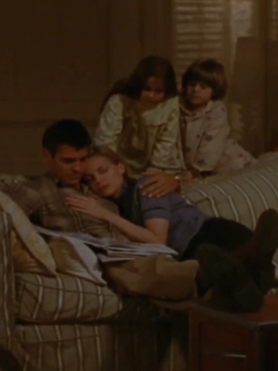 *LONG INTRO* One thing about 90s romcoms is that it will always turn into my comfort movie. #onefineday #enemiestolovers  #comfortmovies #movieedit #fyp 