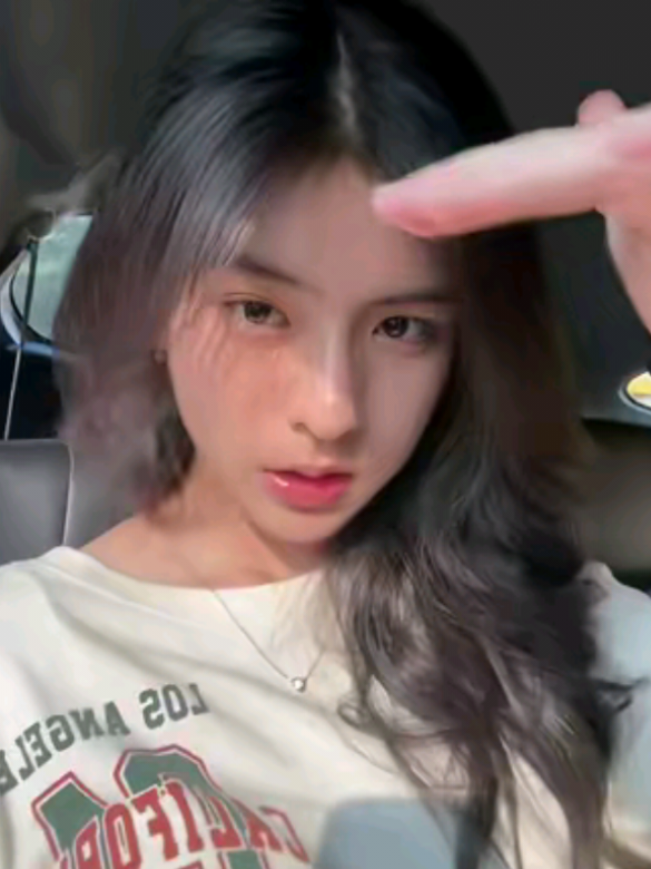 ngedit si cantik buat jadi penyemangat nanggung nanti🤭😳🫶🏻@chell @ches #cllsyiii #chell #chellana #pinsenn #foryoupage 
