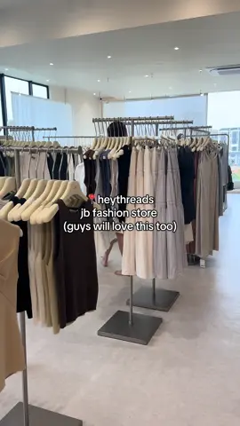 definitely a must visit if you like the love bonito/the willow label kind of coporate wear ! they also have some casual collection which are honestly super easy to pair 👀  #corporategirlies #outfitideas #outfitinspo #sgfashion #jbshopping 