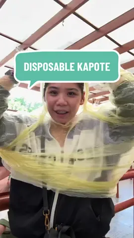 perfect sa panahon natin ngayon #fyp #foryou #disposableraincoat #raincoat 