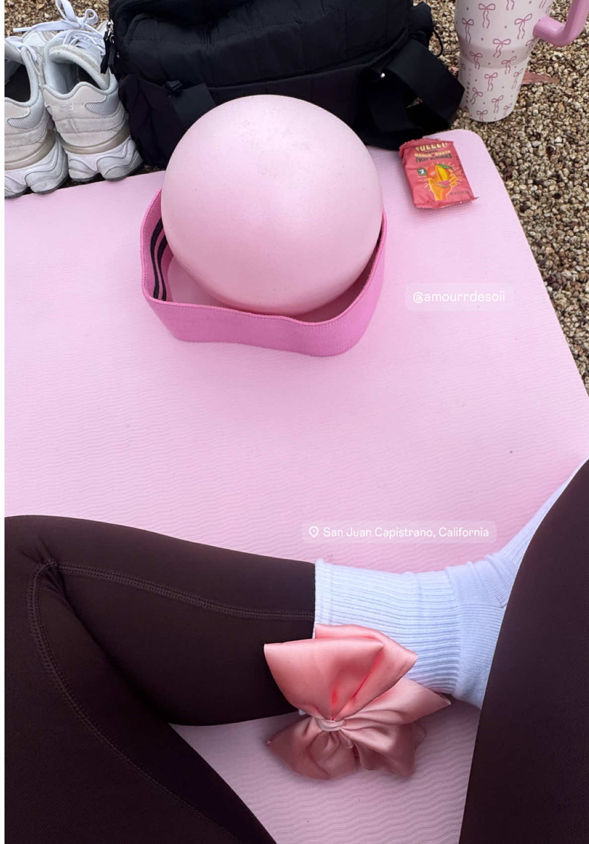 HORSES & PILATES🤍 @amourrdesoii #fyp #pilates 