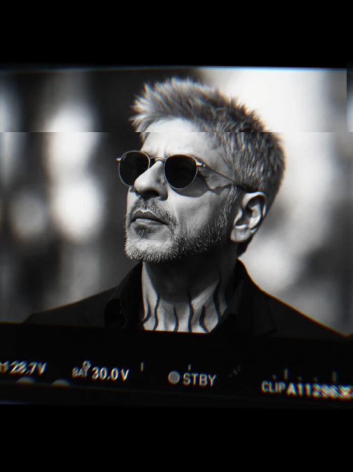 3.2 milyar itu salah 1 nya gw 🩵🩵 #kingkhan #srkfans #srk #sharukhkhan #bollywood 