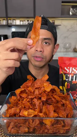 Guys, Bingung cari cemilan buat nemenin waktu santai kalian dan bikin nagih. Rekomendasi gw kalian boleh cobain nih Keripik Singkong Kriuk Judes dan Keripik pisang dari @tokonyasisi_. Udah enak, tanpa pengawet, halal dan rasanya khas indonesia. Yuk kalia cek, jangan lupa beli dan cek keranjang kuning di @tokonyasisii 