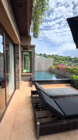 Where the view matches the vibe 🌊🌴☀️🍹#phuket #thailand🇹🇭 #تايلاند #بوكيت #paresaresort 