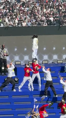 Snoop at the MCGg #snoopdogg #mcgg #aflgrandfinal #melbourne 