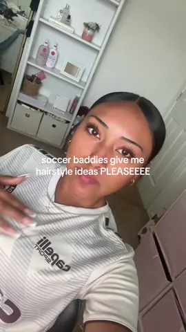im tired of the same 3 hairstyles 😔 #fypシ #Soccer #soccertiktok #hairstyles #parati