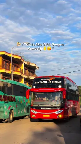 😜🤣#celebesbislovers❤️👍🤗🙏 #potretbus_makassar #menyalaabangkuh🔥🔥🔥🔥🔥 #drivermuda😎 #menyalaabangkuh🔥 