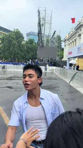 MONO giao lưu fan trước giờ G #sontungmtp #phieuconcert #mono 