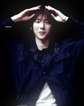 (A + B)² = A² + 2AB + B² (A - B)² = A2 - 2AB + B² A² - B² = (A + B)(A - B) (A + B)³ = A³ + 3A²B + 3AB² + B³ (A - B)³ = A³ - 3A²B + 3AB² - B³ A³ + B³ = (A + B)(A² - AB + B²) A³ - B³ = (A - B)(A² + AB + B²) #Juhoon #viral #qlntv #uniht୨ৎ #lunar_light☾ 