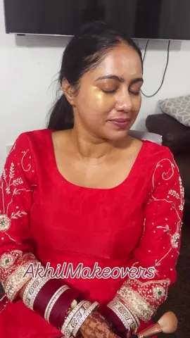 Soft glam Look✨💄 #akhilmakeovers #asianmakeupartist #birminghamuk🇬🇧 #freelancer #punjabimakeupartist 