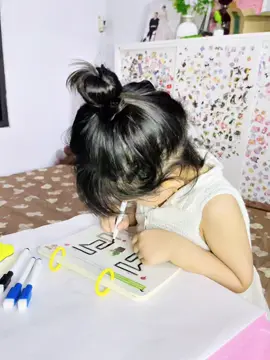 Quyển sách tập tô xoá thông minh cho bé từ 2-5 tuổi #taptovethongminhchobe #quyentaptoxoachobe #sachviettoxoathongminhchobe #sachchobe #dochoichobe 