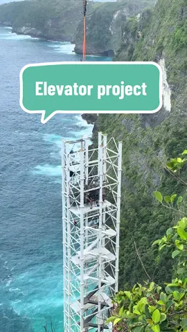 Kelingking beach elevator Project 🔥🔥 Liburan di nusa penida kemana saja???! Pastinya bisa mengunjungi tempat-tempat instagramable dong! Ayo segera berkunjung ke nusa penida travellers Cari travel untuk Tour NUSA PENIDA?  @oknusapenidatour menyediakan paket tour nusa penida 
‌1 hari
‌2 hari 1 malam
‌3 hari 2 malam
‌snorkling _______________ Tujuan wisata barat : - Angel billabong - Broken beach - Kelingking beach - Paluang cliff - Crystal bay beach  Tujuan wisata timur - Rumah pohon molenteng - Raja lima - Diamond beach - Atuh beach - Bukit telletubies Tujuan wisata lain lain  - Peguyangan waterfall - Banah clift - Temeling waterfall - Goa giri putri _______________  Fasilitas - tiket fastboat return - private car - makan siang - air mineral - driver as tour guide - tiket masuk semua destinasi  - Hotel __________________ Info trip & booking [whatsapp]: +6285338228948 [Instagram]:@oknusapenidatour [website]. : www.oknusapenidatour.com • NOTED : KEEP BALI CLEAN • #nusapenidatravel #kelingkingbeach #nusapenidatrip #nusapenida #elevator               