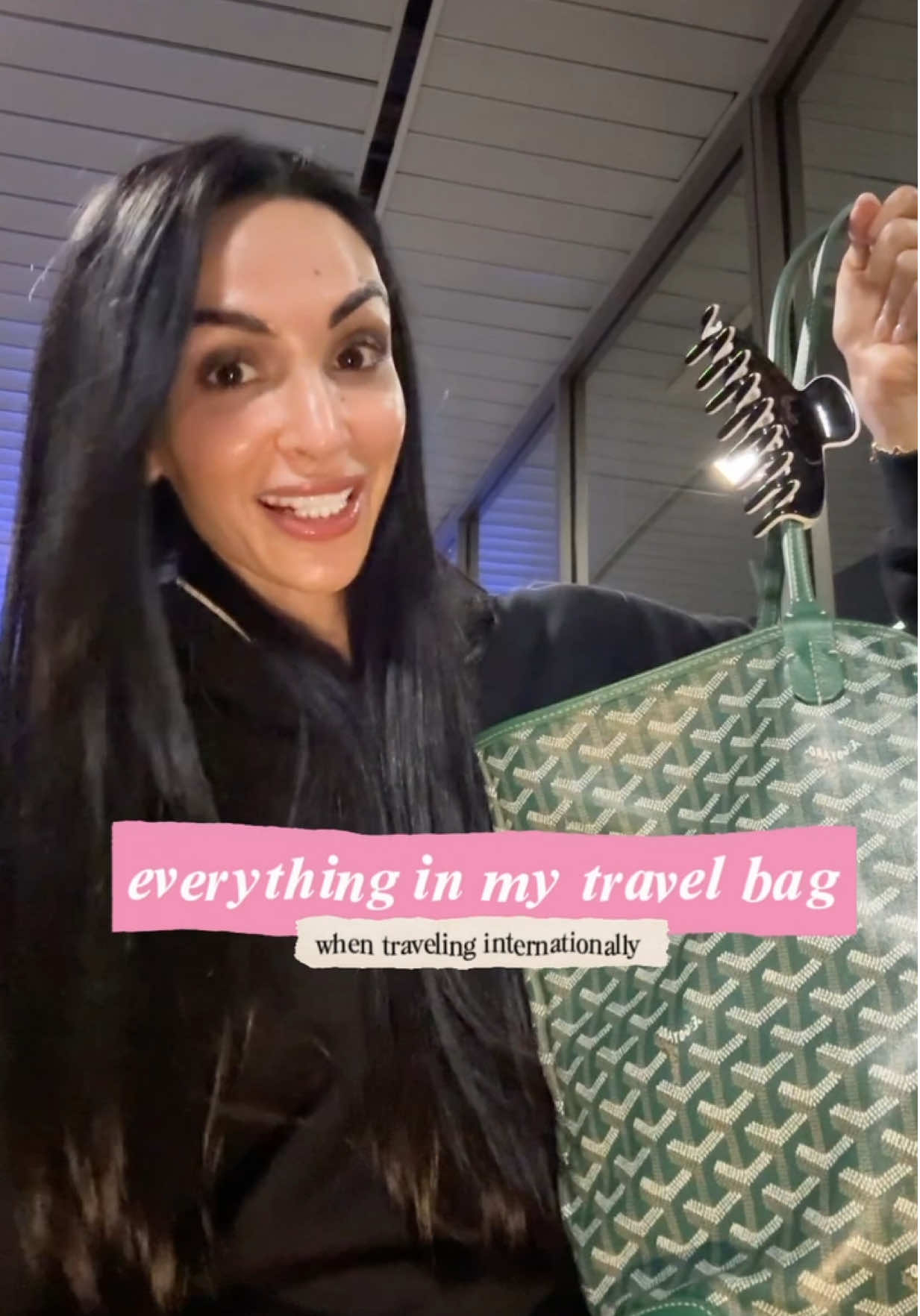what’s in my bag: international flight edition ✈️🖤 @Alo Yoga @LANEIGE @Cymbiotika @touchland @Ultima #travel #airport #carryon #travelbag #fyp 