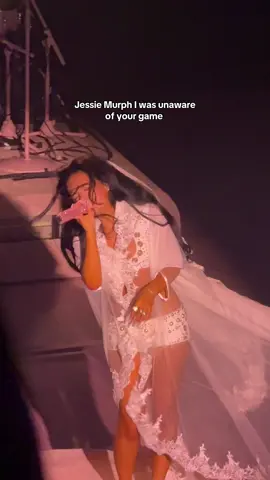 Insane vocals omg 