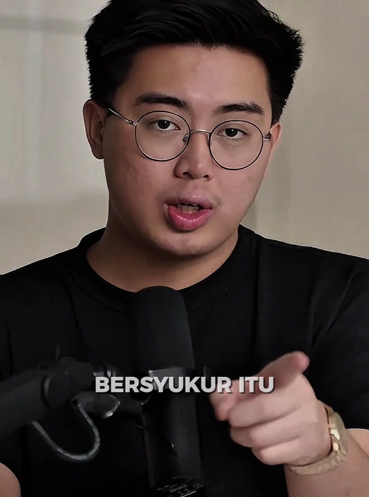 bersyukur itu bukan berarti puas.  #timothyronald 