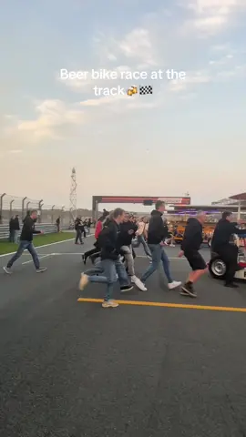 After work activity 😂 #race #circuit #beerbike #dutch #viral 