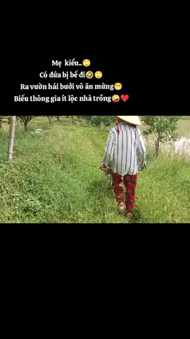 Vừa có bưởi ăn.vừa có vợ mang về🤣🤪❤#xuhuong #xuhuongtiktok #duet #congaicuaba @𝐇𝐮𝐲𝐞𝐧 𝐓𝐫𝐚𝐧𝐠 2.6 nè❤ 