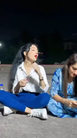 #tagbestfriend☝️🙈😂🤣 #foryourpage #support_me #viralditiktok #bestie   Mention your best friend 😂❤️