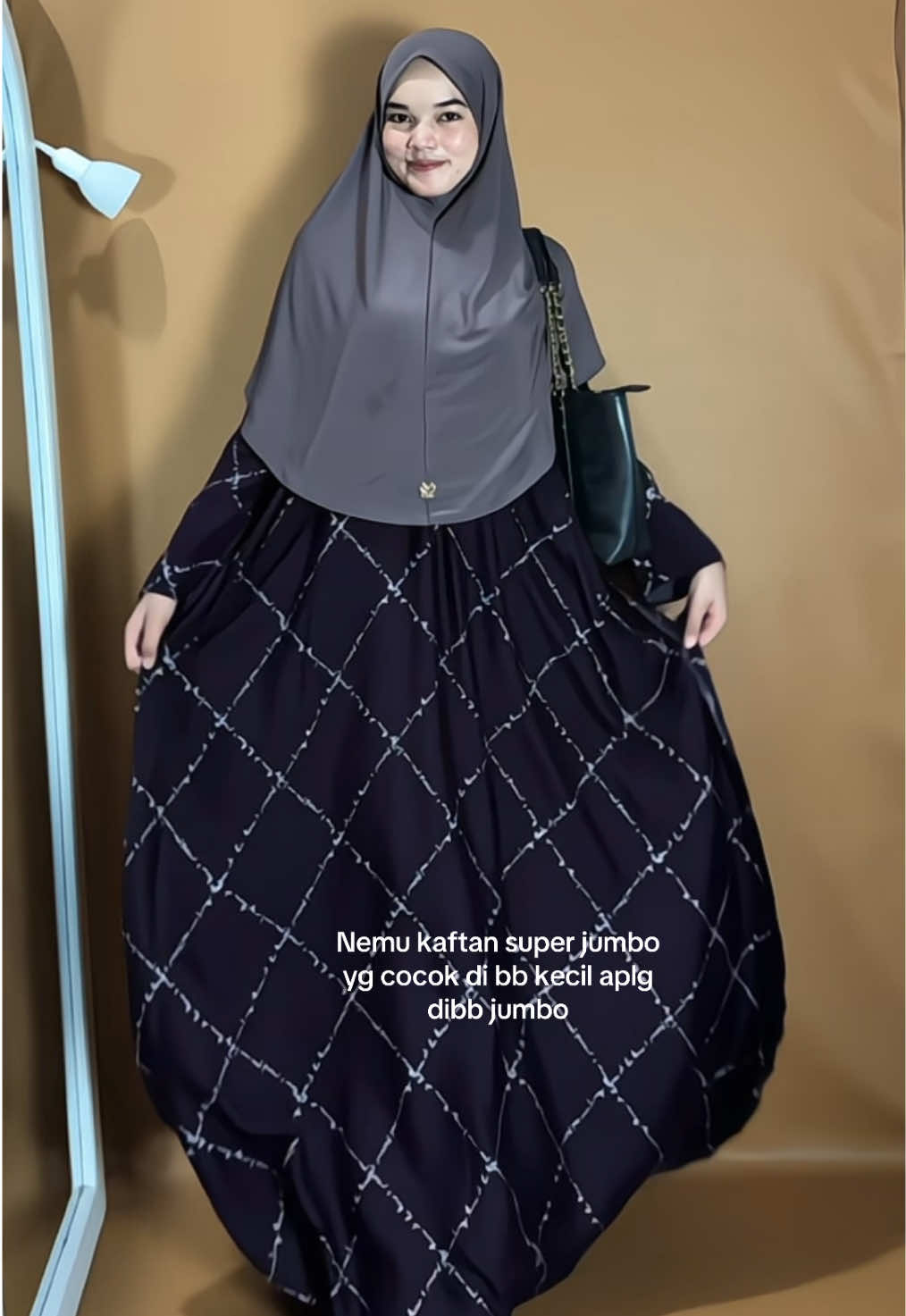 Jatuh adem beneran sejumbo itu Ld 164-170cm #kaftandaily #kaftanjumbo #bajumuslimah #kaftan 