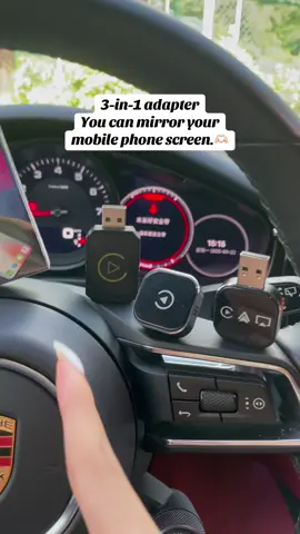 🥹The latest adapter lets you screen mirror and gives you wireless carplay! #carplayadapter #screenmirrorring #wirelesscarplay #caradapter #carhacks 