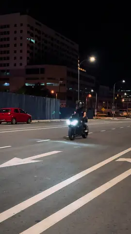 atas bawah cantik #CapCut #motorbike #biker #bikertiktok 