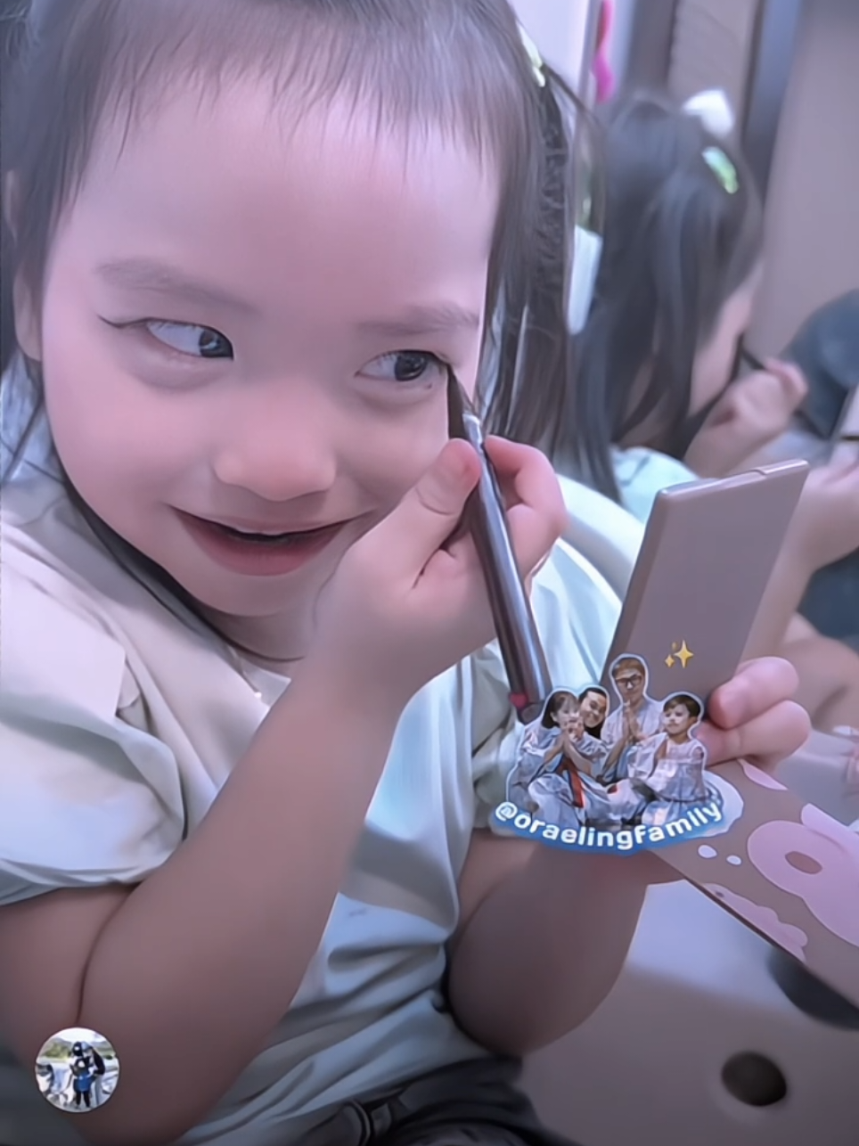 adik udh bsa pake eylash best😻🫰#4upageシ #uenofamilyjapan #ritsuki 