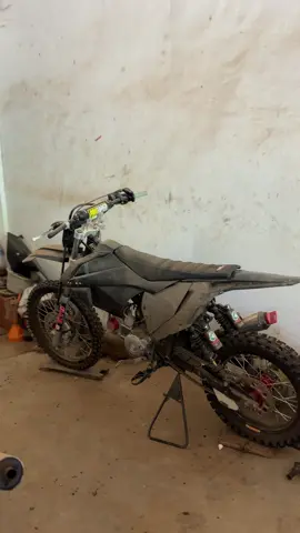 lagune marakke pengen due crf gorila😖