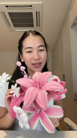 Pipecleaner flower tutorial - lily pt 2 #pipecleaner #flowers #tutorial 