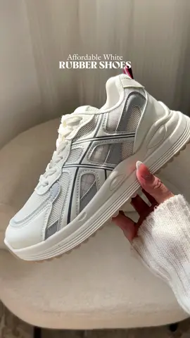 Nasa 399 lang ang rubber shoes na to😍 #shoesforwomen #rubbershoes #whiteshoes #affordableshoes #icebearshoes 