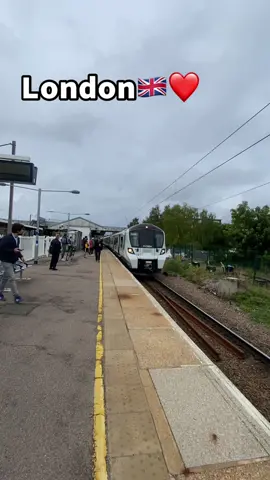 Way to London🇬🇧❤️ #unitedkingdom #london 