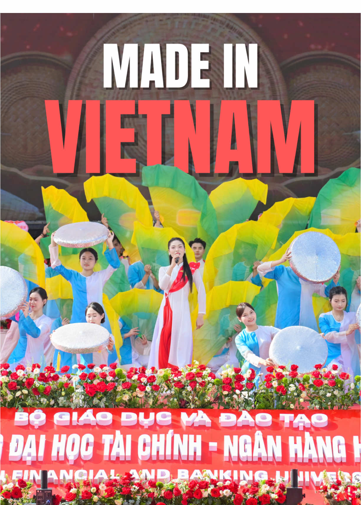 MADE IN VIETNAM 🇻🇳 phiên bản livestage của Lam và các bạn sinh viên tài năng FBU trong Lễ Khai giảng ✨💕 #VuDoanLAM #choreography #múa #madeinvietnam #viral 