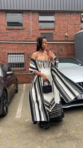 Dressed by @Vukulu' Trends  