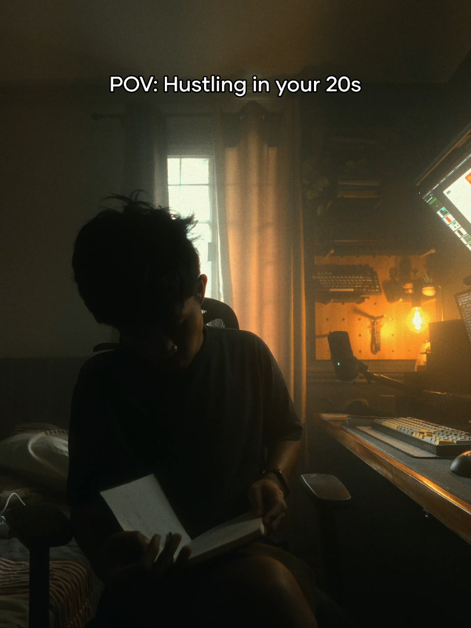 You might fail. You might fly. Either way—you're moving. ----- #motivation #SelfImprovement #entrepreneur #grind #trading