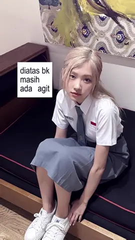 #agit blonde 🤭🤭 #rosé #fyp #foryoupage #moots? 