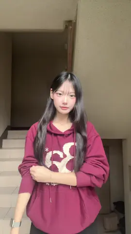 드디어 후드티의 계절 #fyp #에이프릴에잇 #추천 