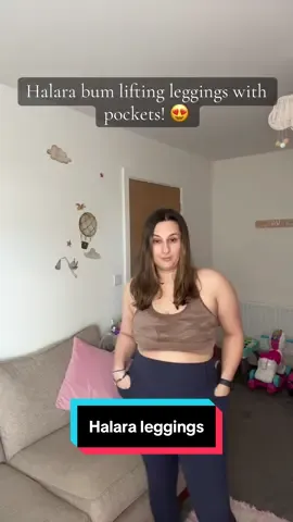 These Halara leggings lift your bum up and they also have pockets, how amazing! 😻 super stretchy and comfy.  #halara #halaraeveryday #foryoudays #tiktokmademebuyit #womensfashion 