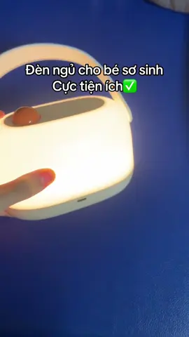 Đèn ngủ cho trẻ sơ sinh cực tiện ích#đènngu #embe #sơsinh 