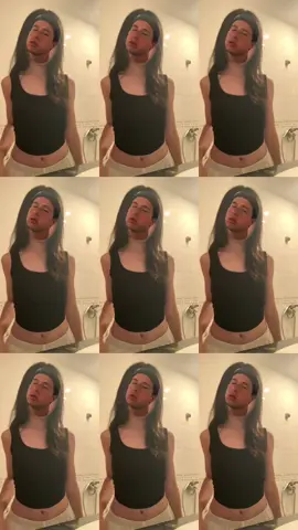 នារីសក់ខ្លី