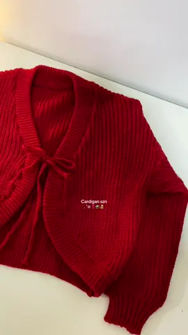#cardigan #cardiganoutfit #knittedcardigan #crochetcardigan #fashion 