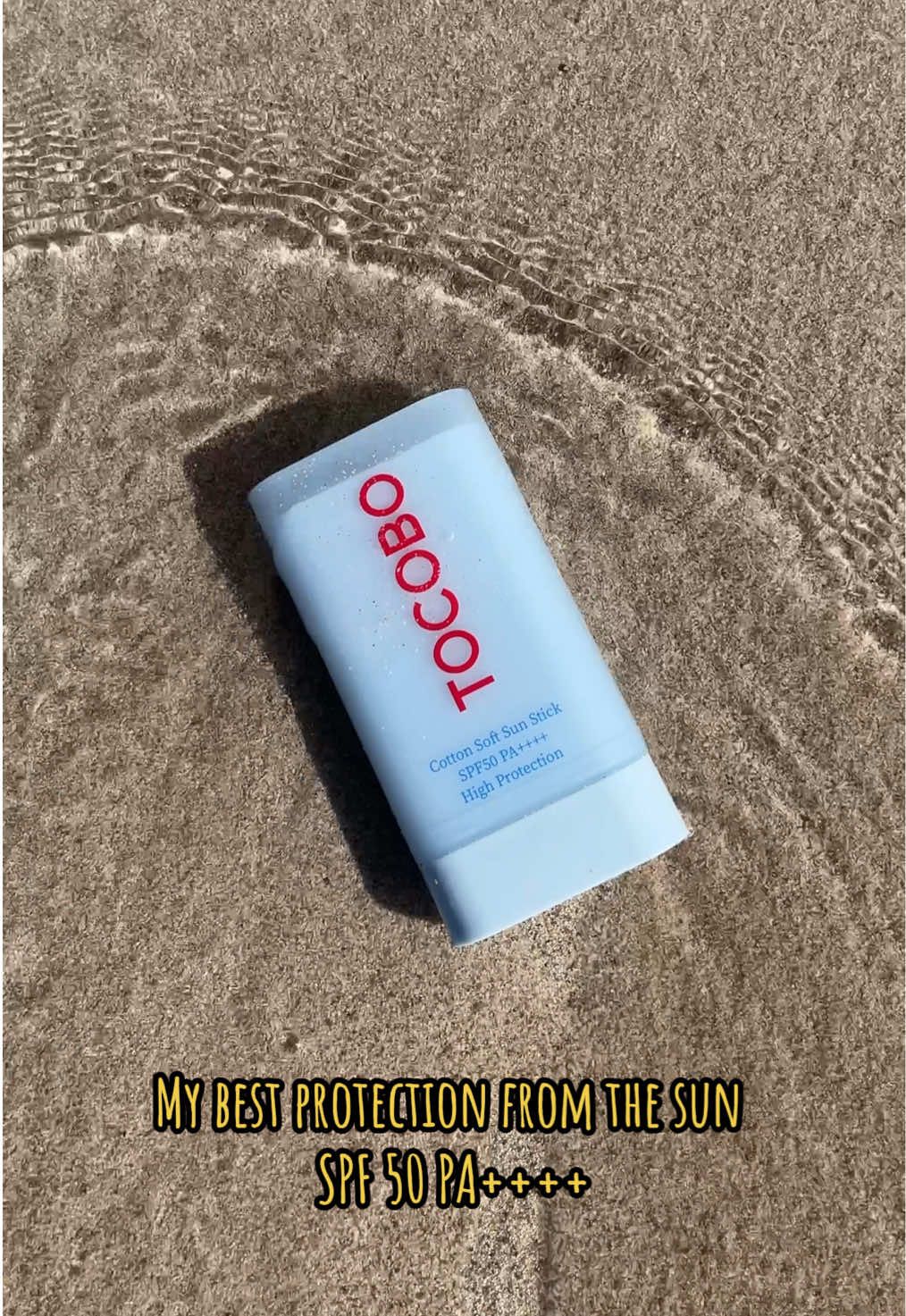 I’m absolutely in love with the TOCOBO Cotton Soft Sun Stick SPF50+ PA++++ 🌞💛 It’s my ultimate summer essential — so easy to use and perfect for reapplying sunscreen on the go! The stick glides on like a soft cloud ☁️, leaving my skin fresh, matte, and radiant without any white cast. I love how compact it is — it fits right into my bag, so I can take it anywhere and touch up my SPF anytime 🚶‍♀️✨. No stickiness, no greasy shine — just light, comfortable protection that makes me feel confident all day long. This sun stick has truly become my skin’s new best friend 🌼💛 @TOCOBO @tocobo_latam 🫶 #tocobo #tocobosunstick #nosebum #sunscreen #spf #sunscreenviral #sunscreenreview #skincare #suncare #skincaretips #skincareroutine #kbeauty #glowingskin #sunscreeneveryday #oilyskin #nosebumsunstick #sebumcontrol #airysunstick #mattifying #oneswipeupmatte