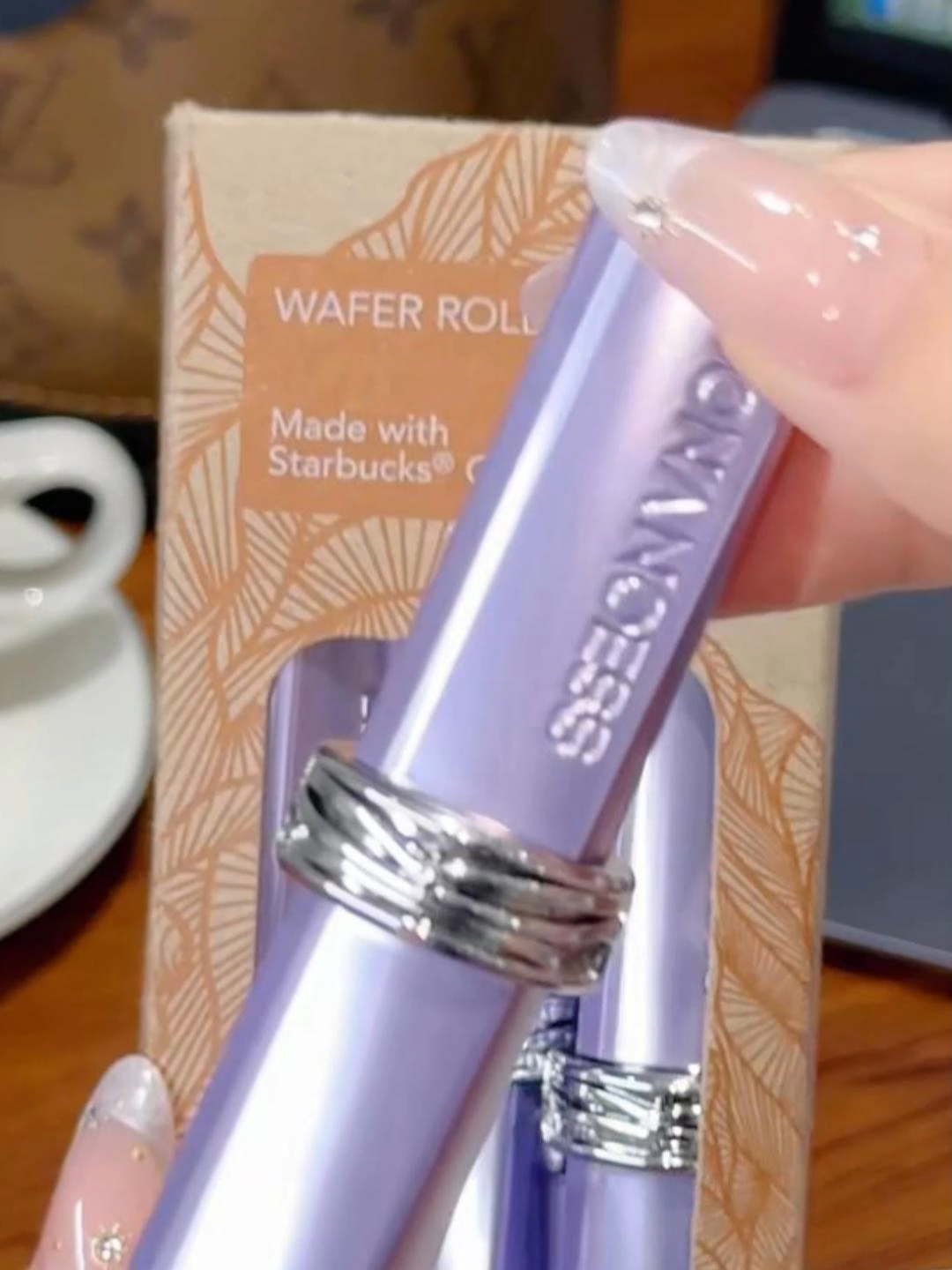 お出かけ前に一度塗って、一日中メイクを直さないでください。#TikTokShopこれ買い #トクトクSALE** #あきない秋 #美容メイク #口紅