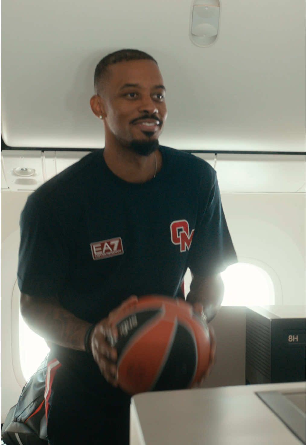 Dribble, dunk, repeat. The EuroLeague energy has landed in Abu Dhabi 🏀 #basketball @EuroLeague 