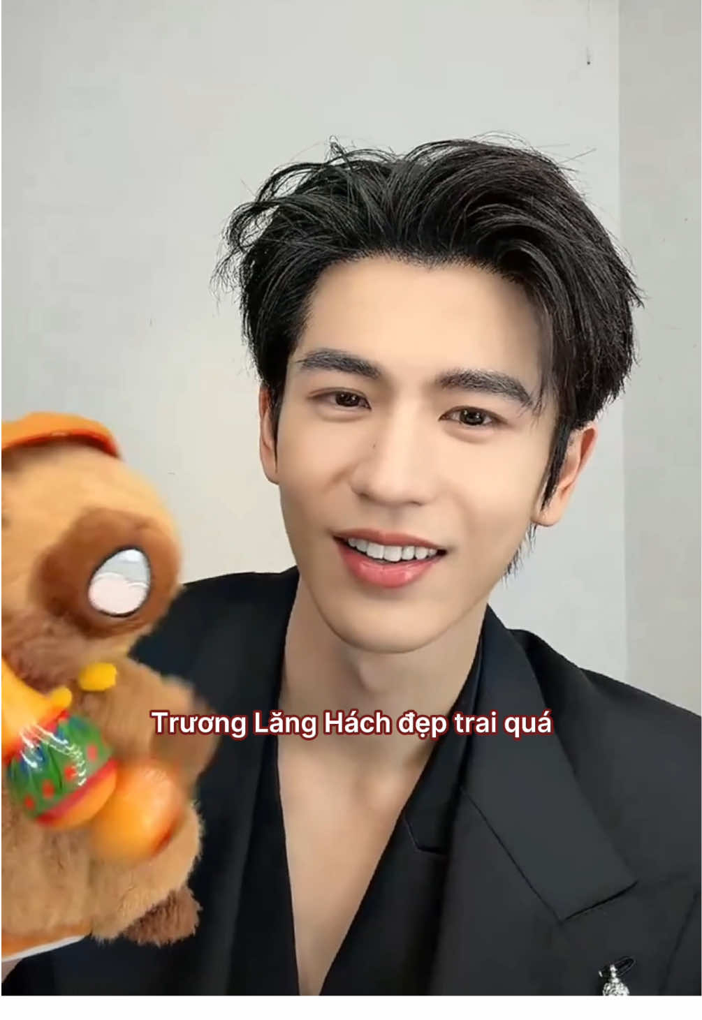 Ảnh mắc cỡ #TrươngLăngHách #zhanglinghe#cbiz#foryou #mytype 