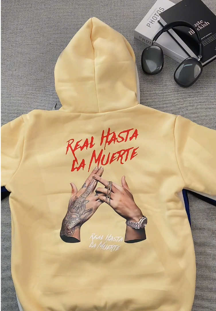 Street vibe, own the spotlight. #streetwear #mensfashion #spolightfinds #OOTD #TikTokShopFallDealsForYou 