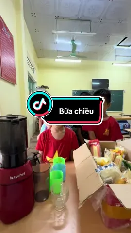 Đổi mới bữa chiều bằng nước ép #cogiaothuhoai 