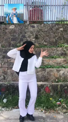 Assalamualaikum, Mia ijin meramaikan ya 🙏🏻 Barakallah fii umrik  KA “SHELLY” 🎂🥳semoga sehat selalu bahagia selalu,lancar rezekinya,apa yang di inginkan tercapai, Aamiin 🤲🏻   Sukses selalu buat ka Naggi dan ka Shelly 😍aamiin @🌼SheLLy_UnyiLL🌼  @Ms. Naggi  #GA_HARI_BR0J0L_SHELLY_UNYILL🎂🎁 